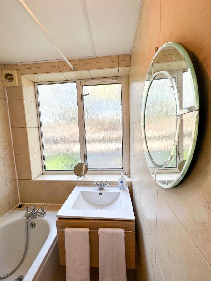 36 O'Leary Square Apartman London Kültér fotó